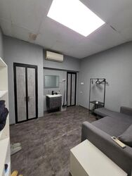 Goldhill Shopping Centre (D11), Office #635432901